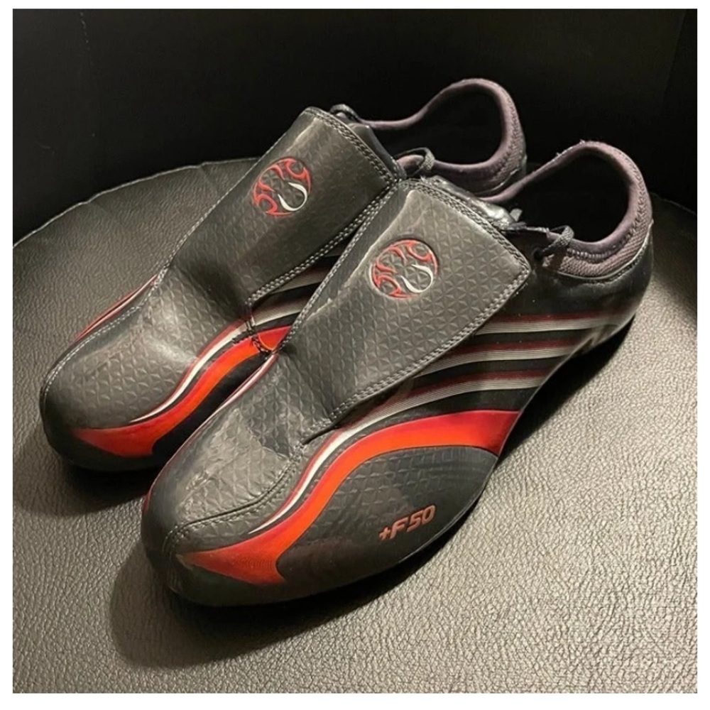 Men’s soccer cleats 11.5